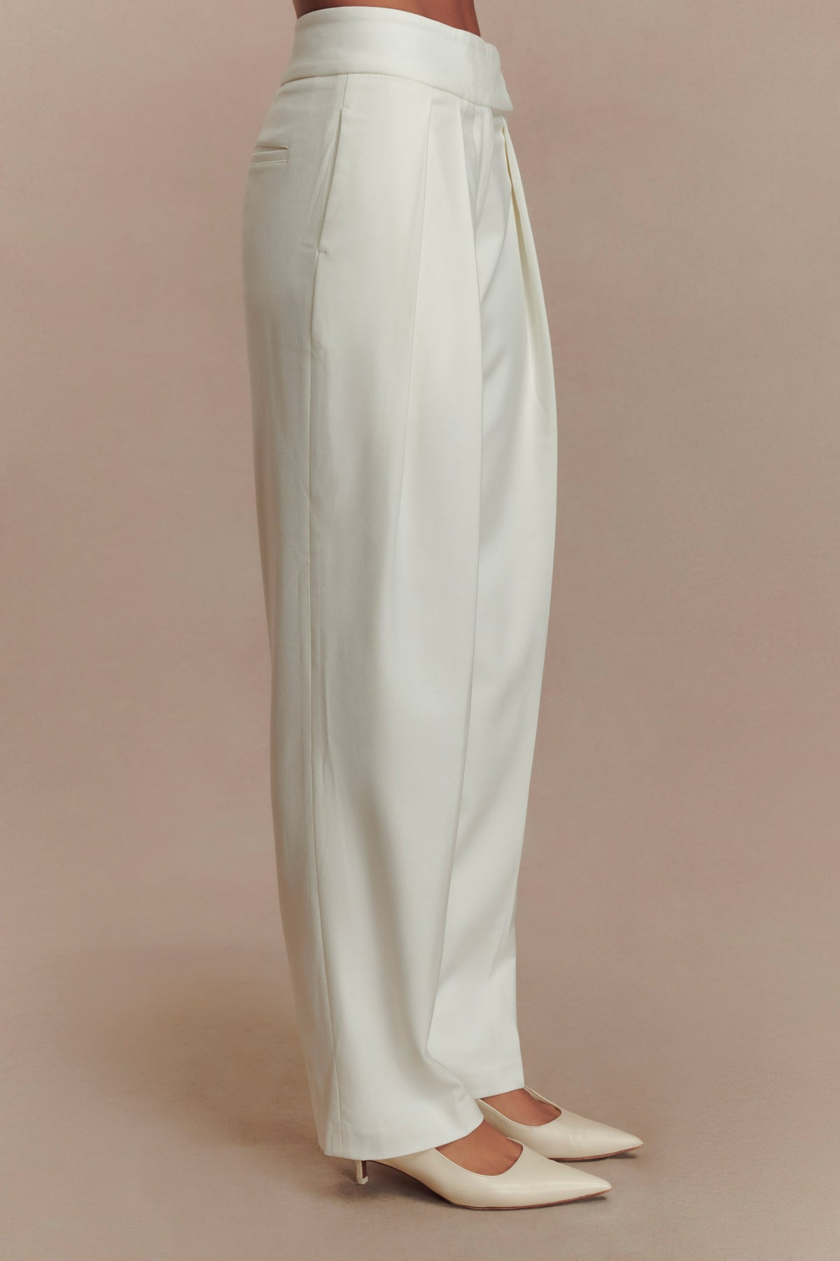 Penelope Pleated High Waisted Pants - Ivory