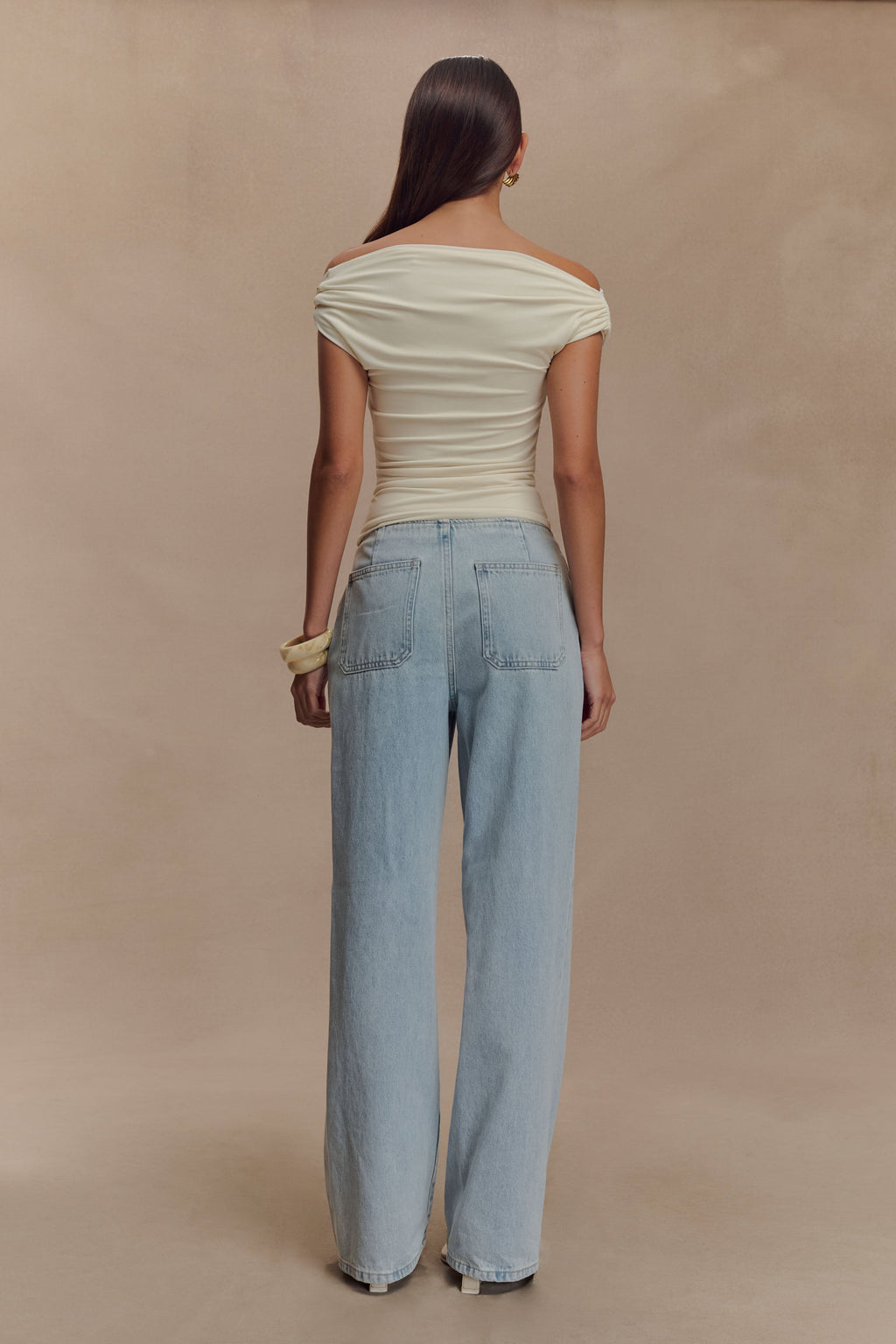 Kinsley Slinky Top With Hardware - Ivory