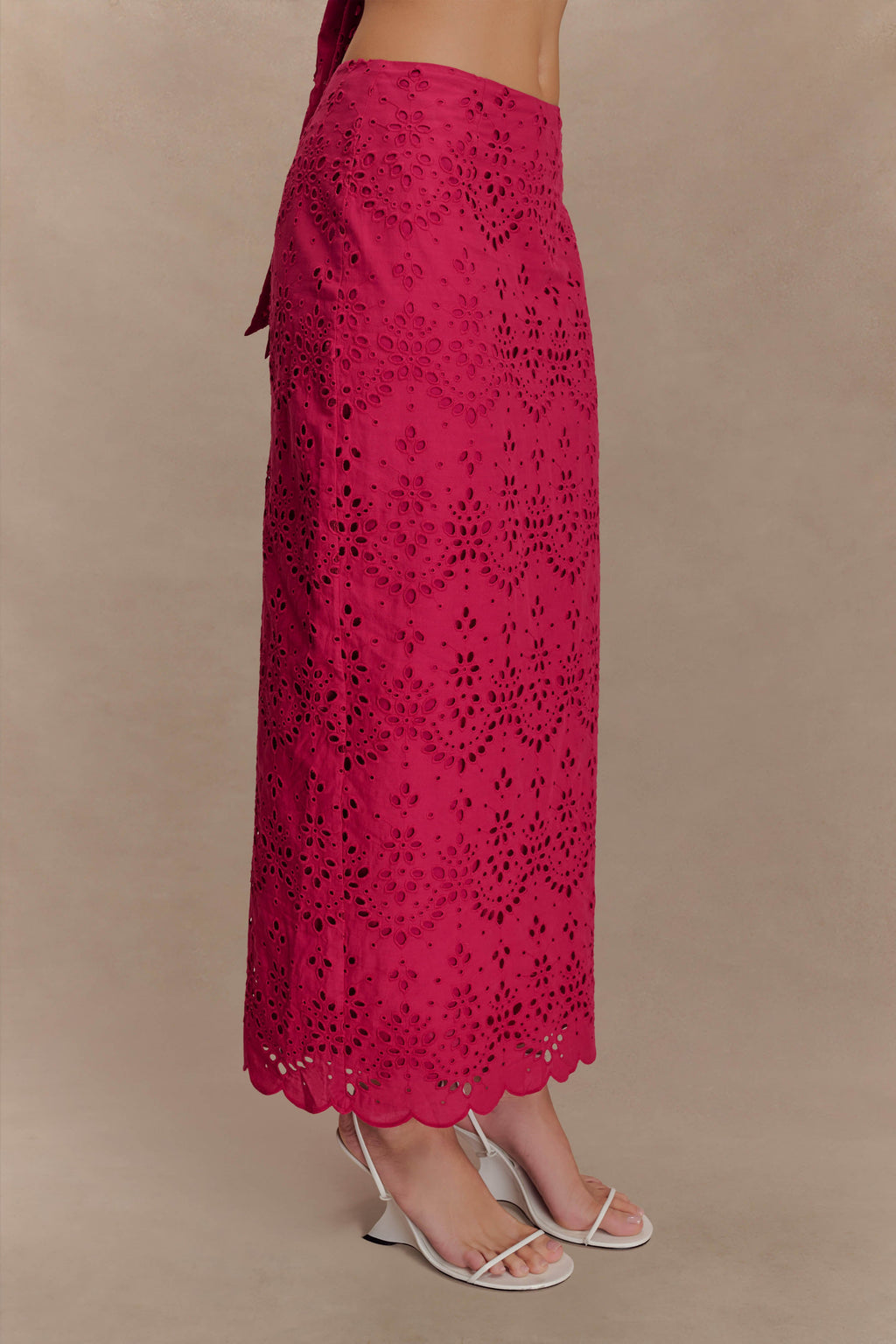 Kensley Broderie Midi Skirt - Dragonfruit