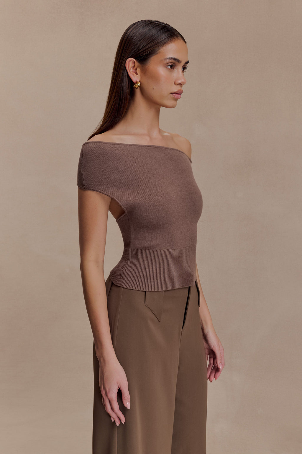 Carley Off Shoulder Knit Top - Cacao Brown