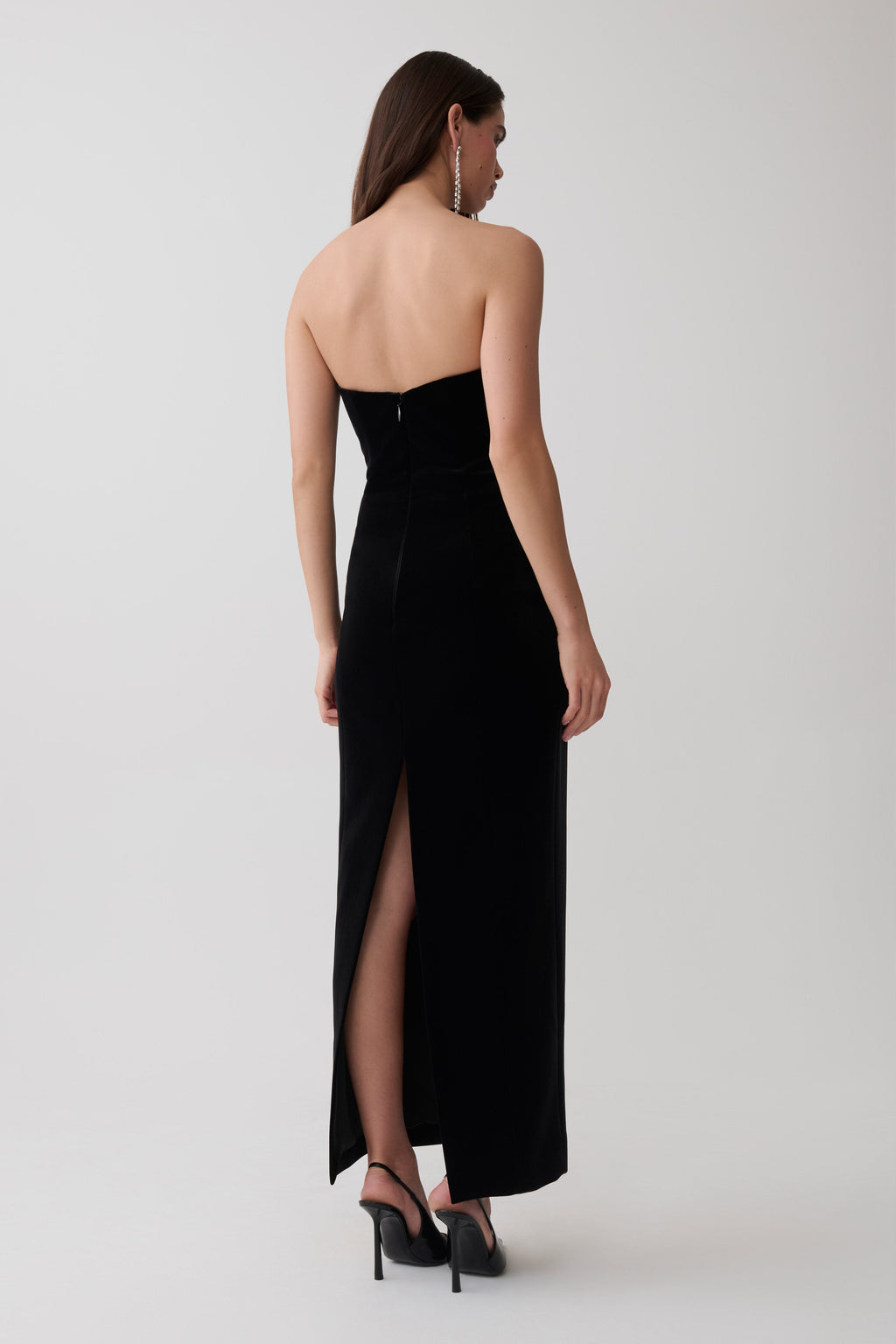 Ariana Abstract Neck Velvet Maxi Dress - Black
